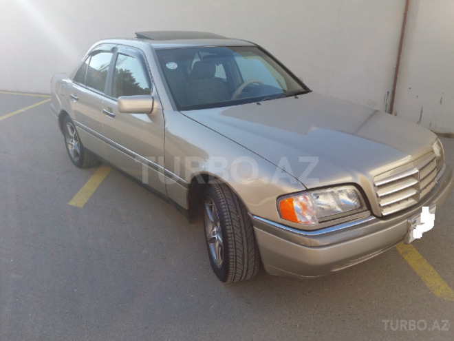 Mercedes C 230 1997, 221,000 km - 2.3 л - Sumqayıt