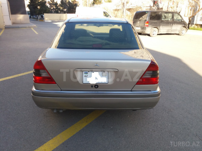 Mercedes C 230 1997, 221,000 km - 2.3 л - Sumqayıt