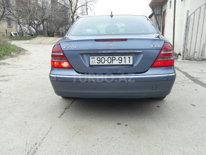 Mercedes E 270 2003, 230,000 km - 2.7 l - Bakı