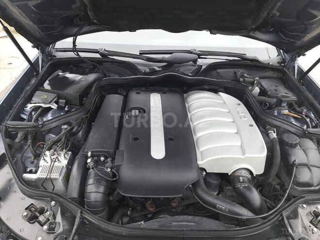 Mercedes E 270 2003, 230,000 km - 2.7 l - Bakı