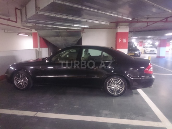 Mercedes E 240 2002, 222,000 km - 2.6 l - Bakı