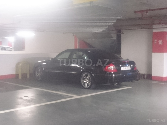 Mercedes E 240 2002, 222,000 km - 2.6 l - Bakı