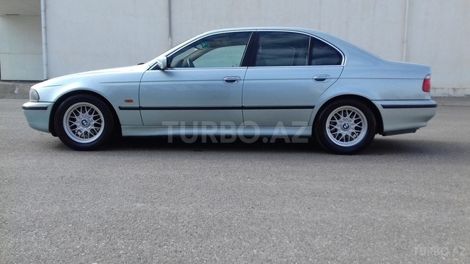 BMW 528 1998, 28,000 km - 2.8 l - Bakı