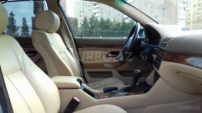 BMW 528 1998, 28,000 km - 2.8 l - Bakı