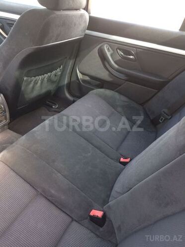 BMW 525 2001, 117,000 km - 2.5 l - Bakı