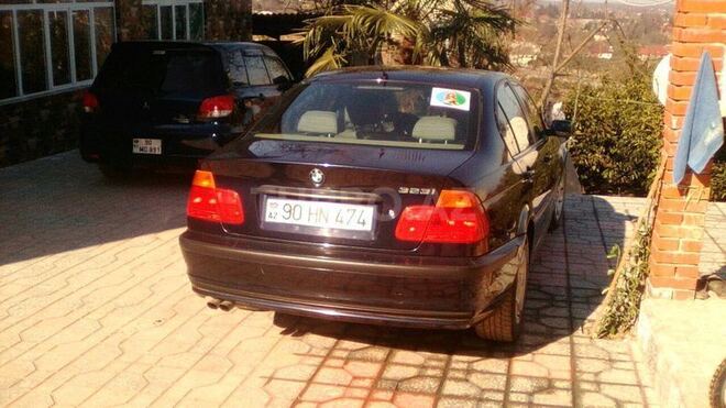 BMW 323 2000, 170,000 km - 2.5 l - Astara