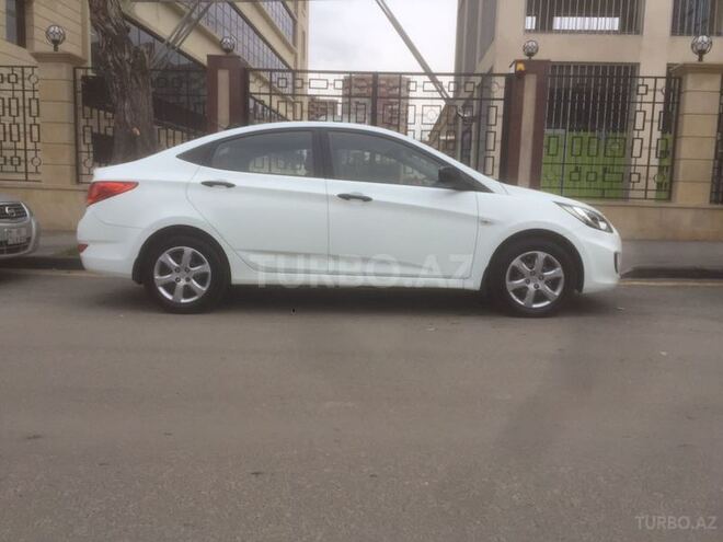 Hyundai Accent 2012, 180,000 km - 1.4 l - Bakı
