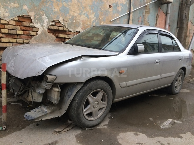 Mazda 626 2000, 200,000 km - 2.0 л - Bakı