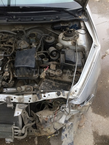 Mazda 626 2000, 200,000 km - 2.0 л - Bakı