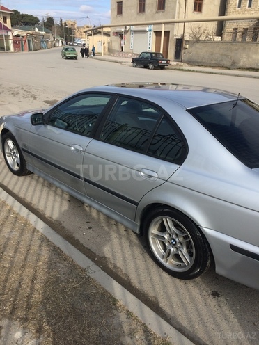 BMW 528 2001, 117,000 km - 2.5 l - Bakı