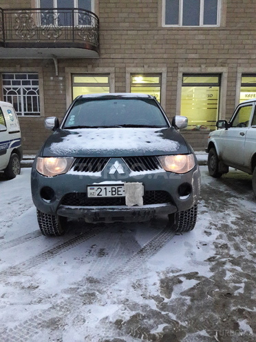 Mitsubishi L200 2007, 170,000 km - 2.5 l - Gədəbəy