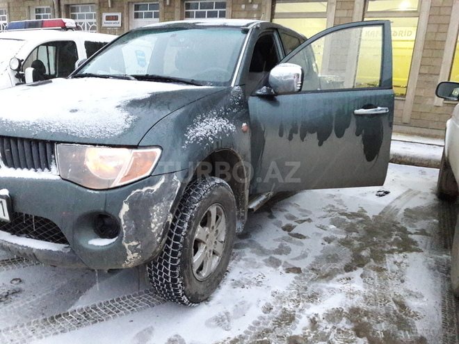 Mitsubishi L200 2007, 170,000 km - 2.5 l - Gədəbəy