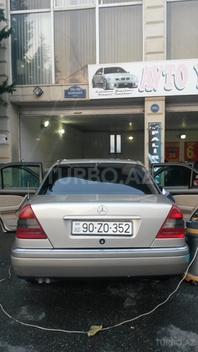 Mercedes C 220 1996, 342,000 km - 2.2 л - Bakı