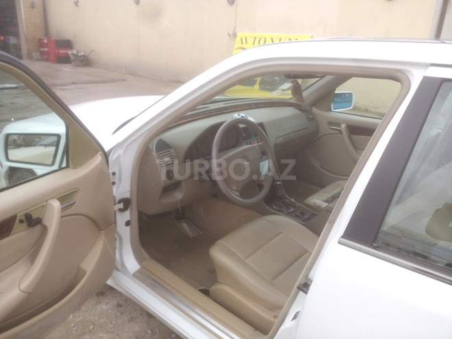 Mercedes C 230 1999, 173,000 km - 2.3 л - Bakı