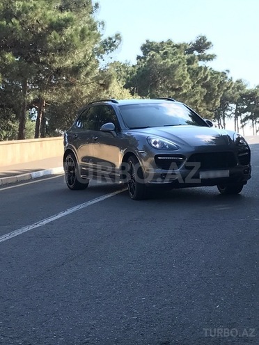 Porsche Cayenne 2012, 53,000 km - 4.8 l - Bakı