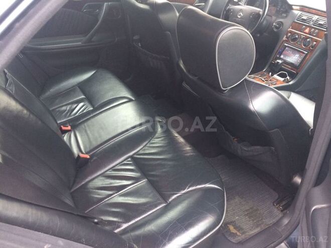 Mercedes E 240 2000, 245,000 km - 2.6 l - Bakı