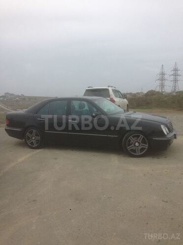 Mercedes E 320 2000, 29,000 km - 3.2 l - Bakı