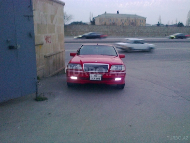 Mercedes C 240 1998, 296,000 km - 2.4 l - Bakı