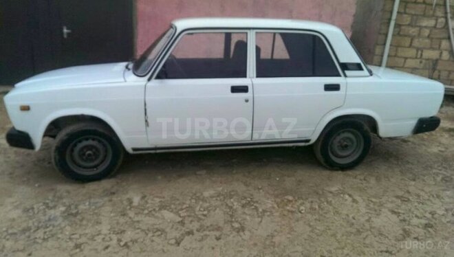 LADA (VAZ) 2107 2004, 85,000 km - 1.6 l - Bakı