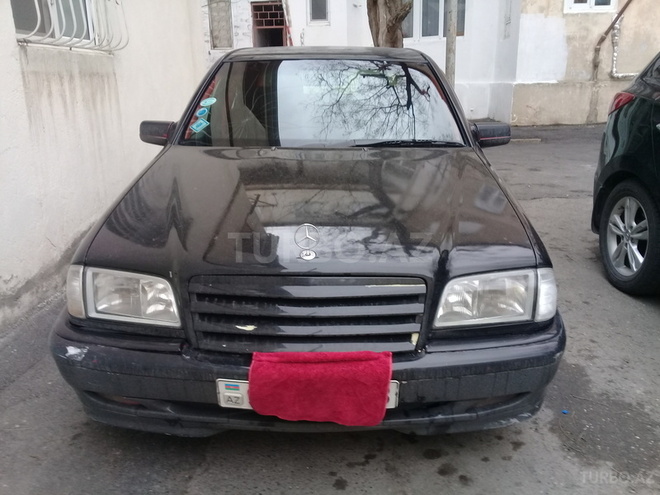Mercedes C 200 1999, 223,000 km - 1.1 l - Bakı