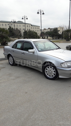 Mercedes C 220 1998, 323,000 km - 2.2 l - Bakı