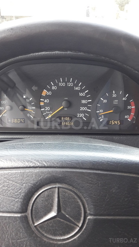 Mercedes C 220 1998, 323,000 km - 2.2 l - Bakı