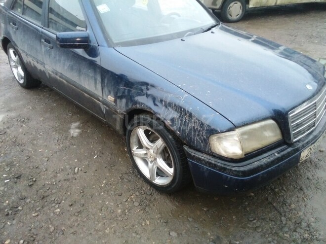 Mercedes C 180 1997, 259,000 km - 1.8 л - Sumqayıt