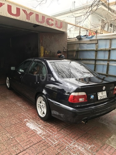 BMW 525 2003, 114,000 km - 2.5 l - Bakı