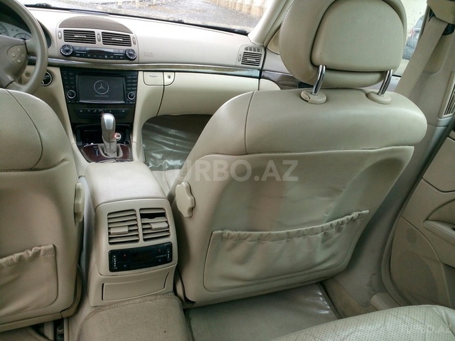 Mercedes E 320 2002, 175,694 km - 3.2 l - Bakı