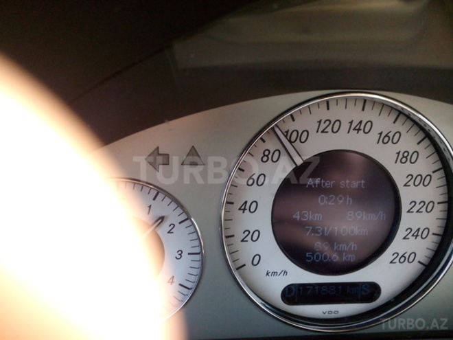 Mercedes E 320 2002, 175,694 km - 3.2 l - Bakı