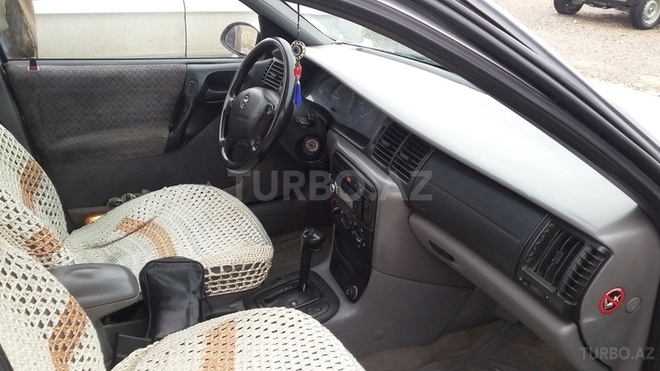 Opel Vectra 1996, 200,000 km - 2.0 l - Gəncə