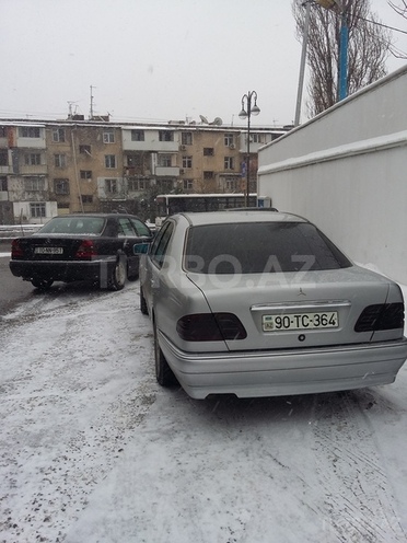 Mercedes E 200 1996, 270,124 km - 2.0 l - Şirvan