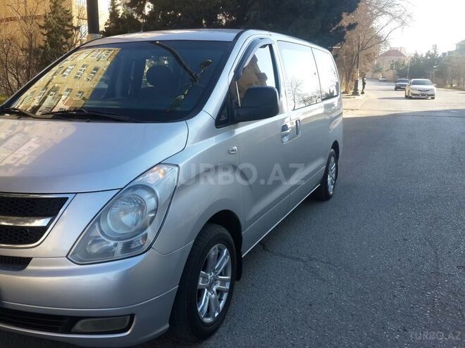 Hyundai H-1 2009, 30,000 km - 2.5 l - Bakı