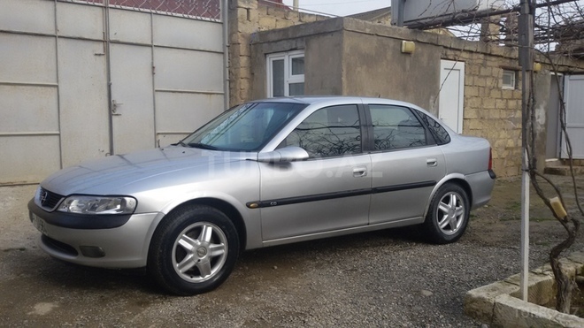 Opel Vectra 1996, 300,000 km - 2.0 л - Bakı