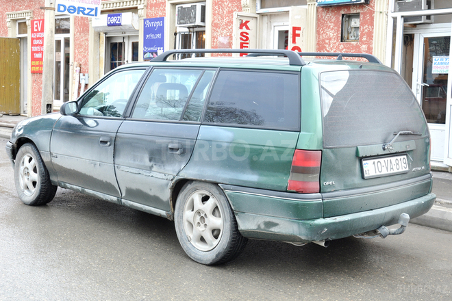 Opel Astra 1995, 350,000 km - 1.6 l - Bakı