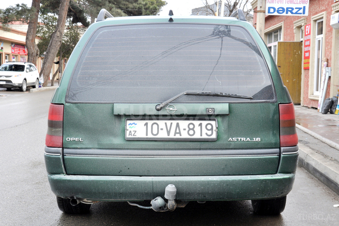 Opel Astra 1995, 350,000 km - 1.6 l - Bakı