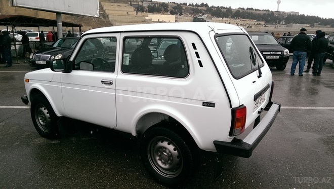 LADA (VAZ) Niva 2010, 150,000 km - 1.7 l - Bakı