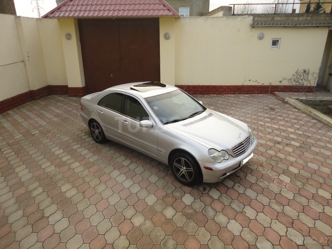Mercedes C 240 2001, 262,000 km - 2.6 л - Bakı