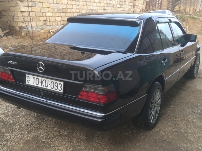 Mercedes E 230 1991, 65,000 km - 0.2 l - Bakı