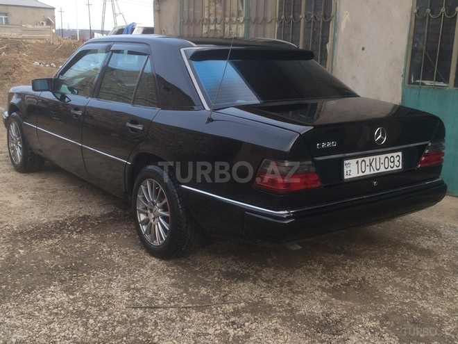 Mercedes E 230 1991, 65,000 km - 0.2 l - Bakı