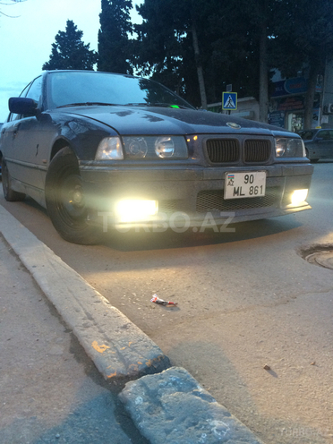 BMW 320 1997, 194,123 km - 2.0 l - Bakı