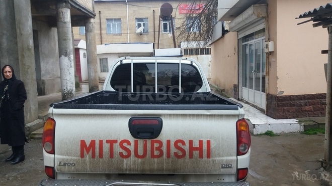 Mitsubishi L200 2013, 97,600 km - 0.2 л - Bakı
