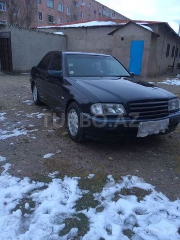 Mercedes C 200 2000, 260,800 km - 2.0 l - Sumqayıt