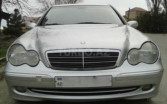 Mercedes C 220 2000, 380,000 km - 2.2 л - Bakı