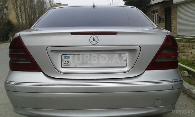 Mercedes C 220 2000, 380,000 km - 2.2 л - Bakı