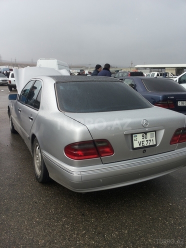 Mercedes E 200 1998, 316,000 km - 0.2 l - Bakı