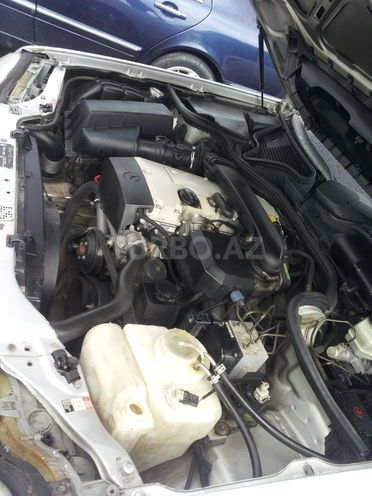 Mercedes E 200 1998, 316,000 km - 0.2 l - Bakı