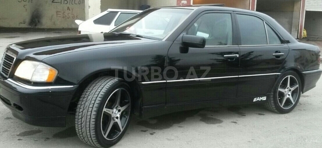 Mercedes C 230 1997, 300,000 km - 2.3 л - Sumqayıt