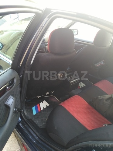 BMW 320 2000, 180,000 km - 2.0 l - Bakı