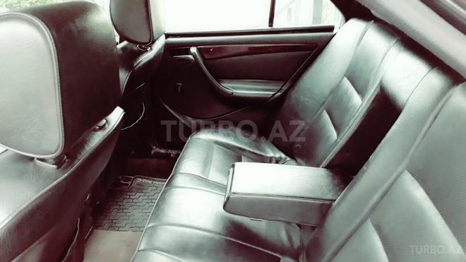 Mercedes C 230 2000, 228,899 km - 2.3 l - Bakı